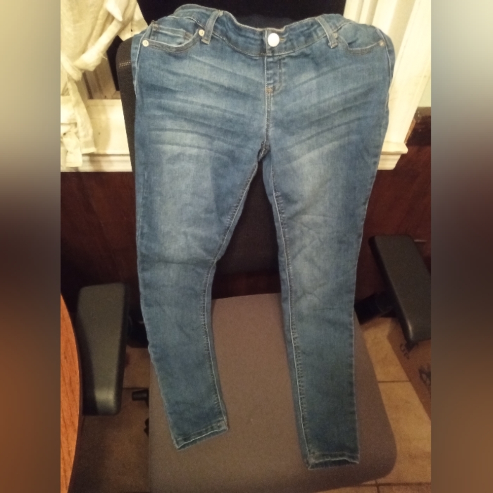 Time and Tru Women's Maternity Skinny Jeans
